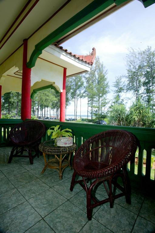 Pasir Putih Resort Bengkulu Værelse billede