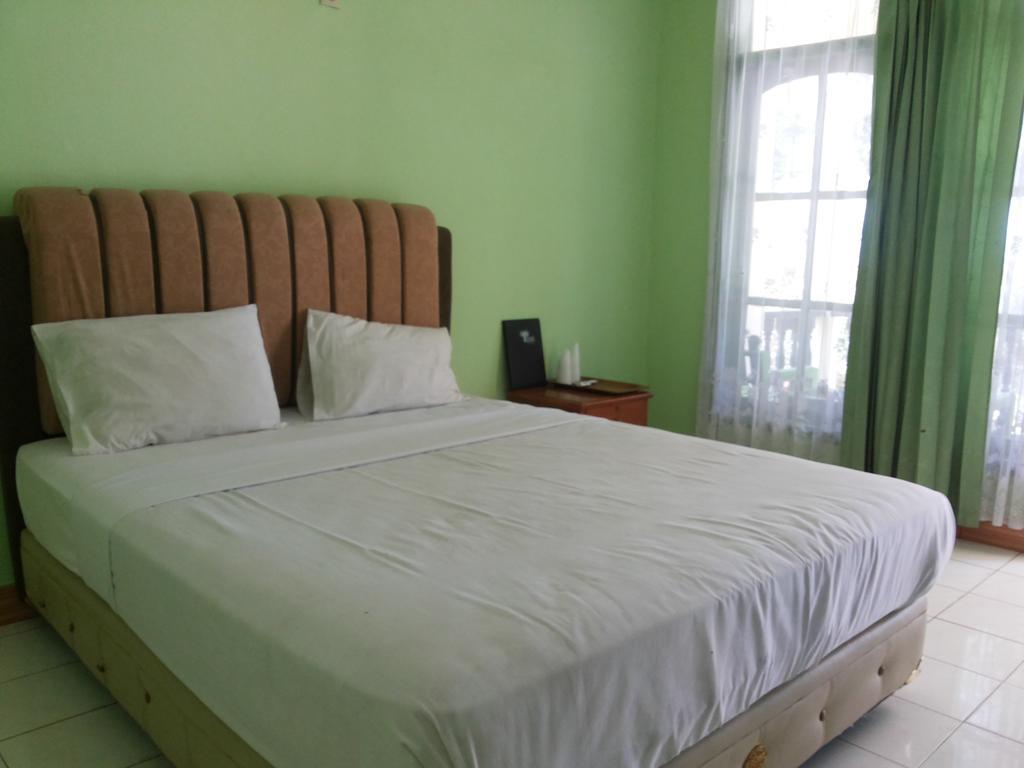 Pasir Putih Resort Bengkulu Eksteriør billede